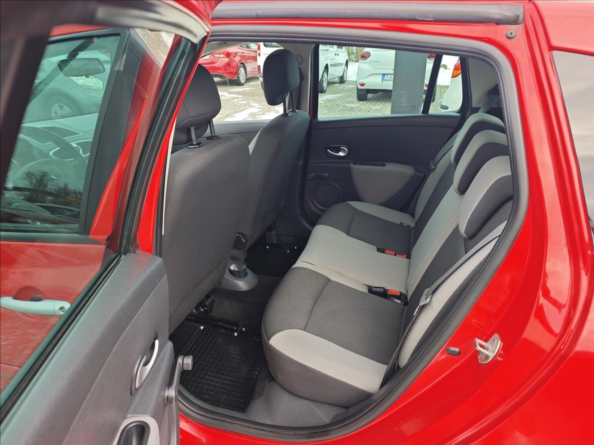 Renault Clio Kombi 1,1 l 55 kw