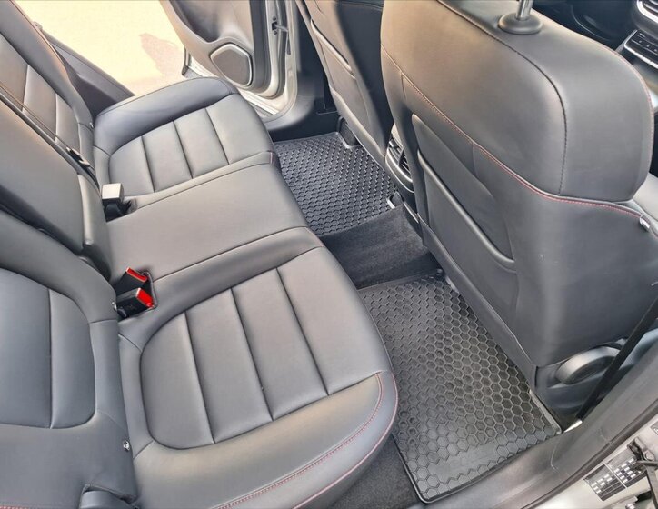 MG HS SUV / Terénní 1,5 l 119 kw