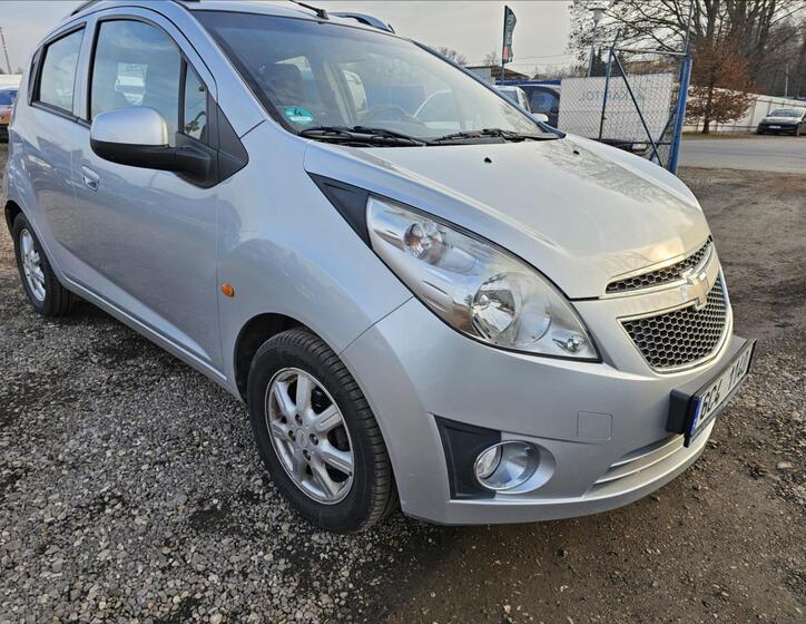 Chevrolet Spark 8