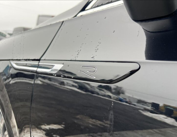 Volkswagen Arteon Kombi 2,0 l 147 kw