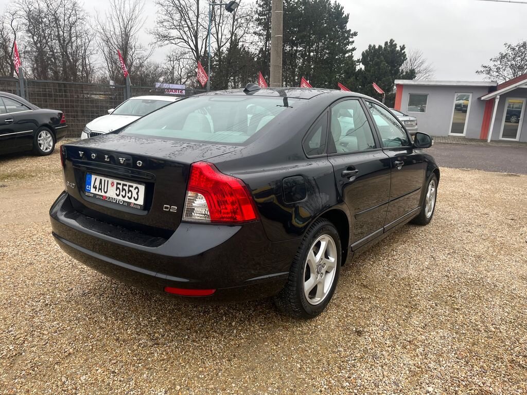 Volvo S40 Sedan 1,6 l 84 kw