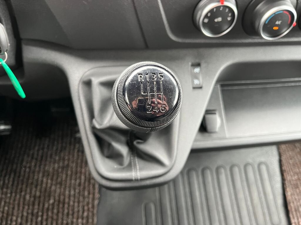 Nissan Interstar Skříň 2,3 l 100 kw