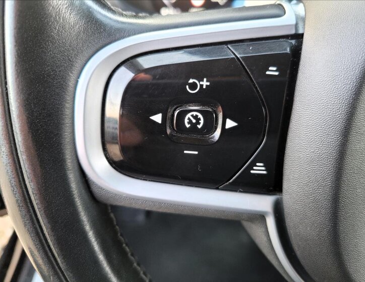 Volvo V60 Kombi 2,0 l 251 kw