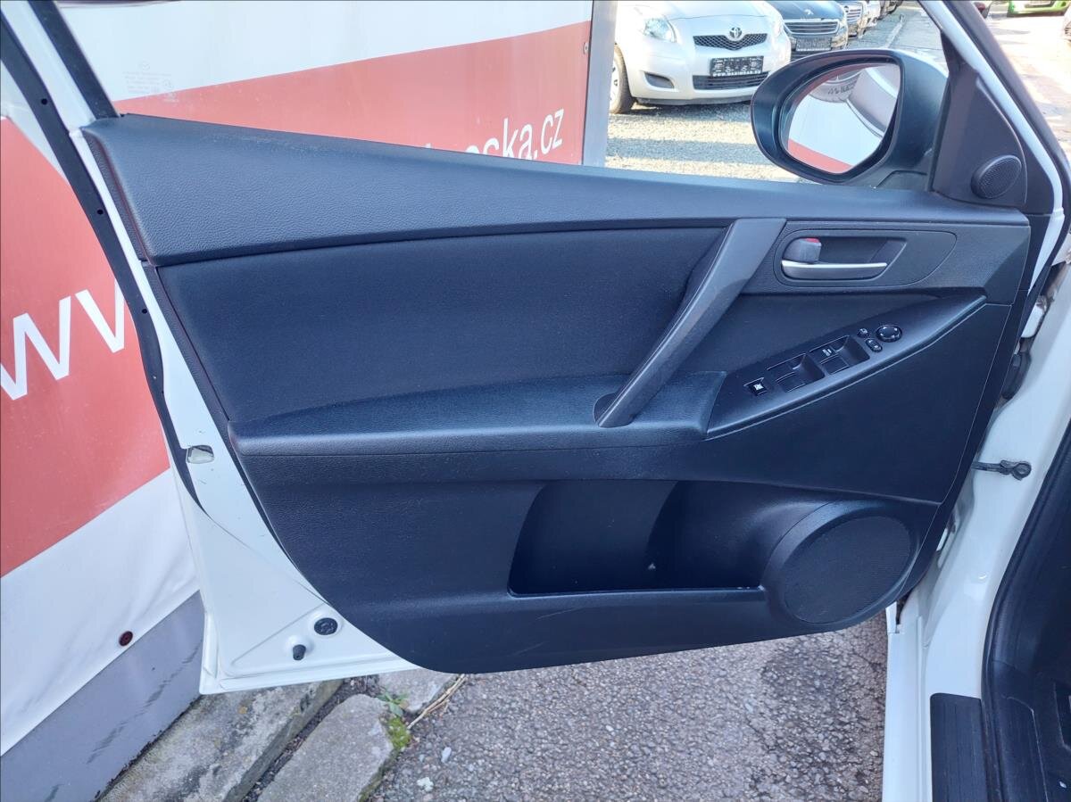 Mazda 3 Hatchback 1,6 l 77 kw