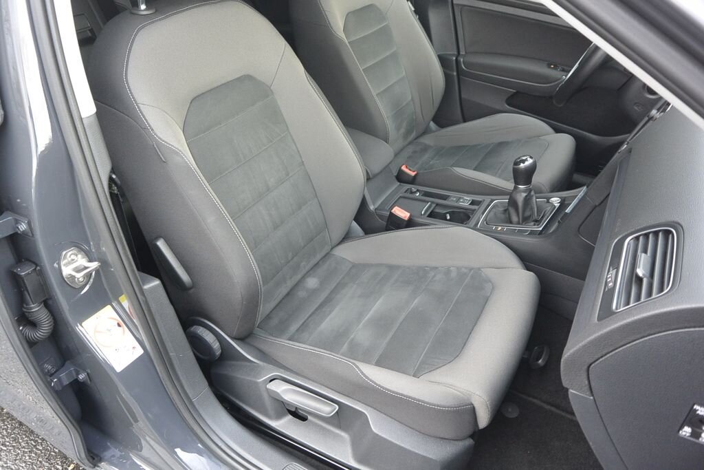 Volkswagen Golf Kombi 2,0 l 110 kw