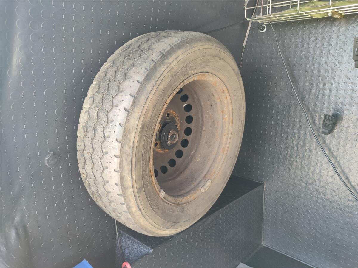 Volkswagen Transporter Kombi 2,5 l 75 kw