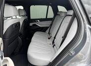 BMW X5 8