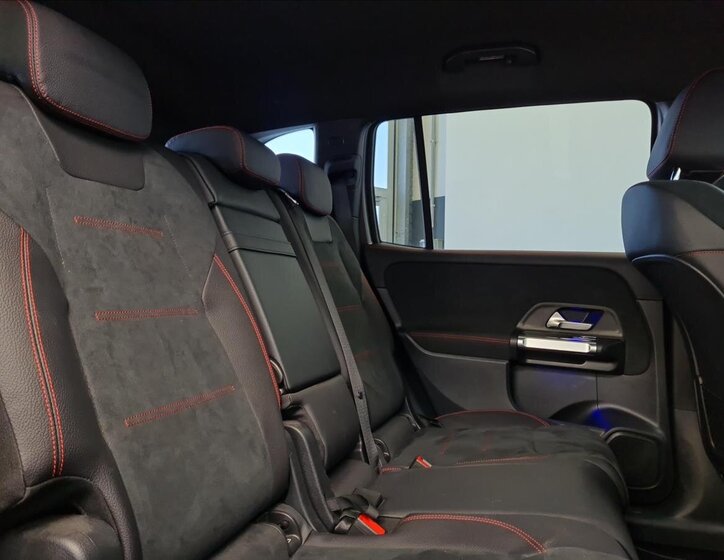 Mercedes-Benz GLB 19