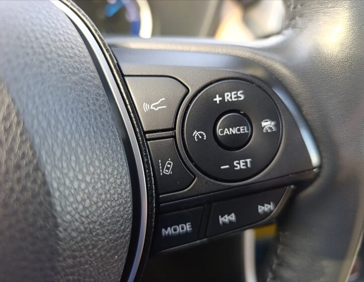 Toyota RAV4 SUV 2,5 l 131 kw