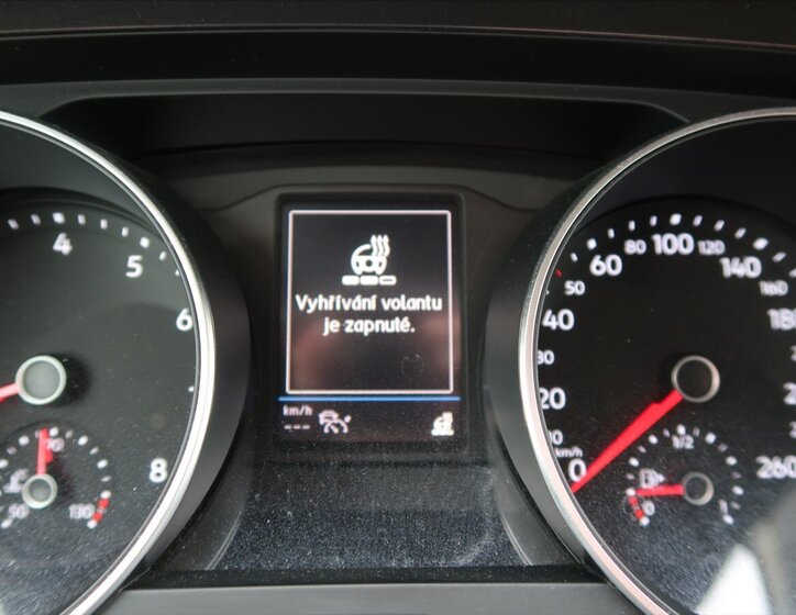 Volkswagen Tiguan Kombi 1,5 l 110 kw