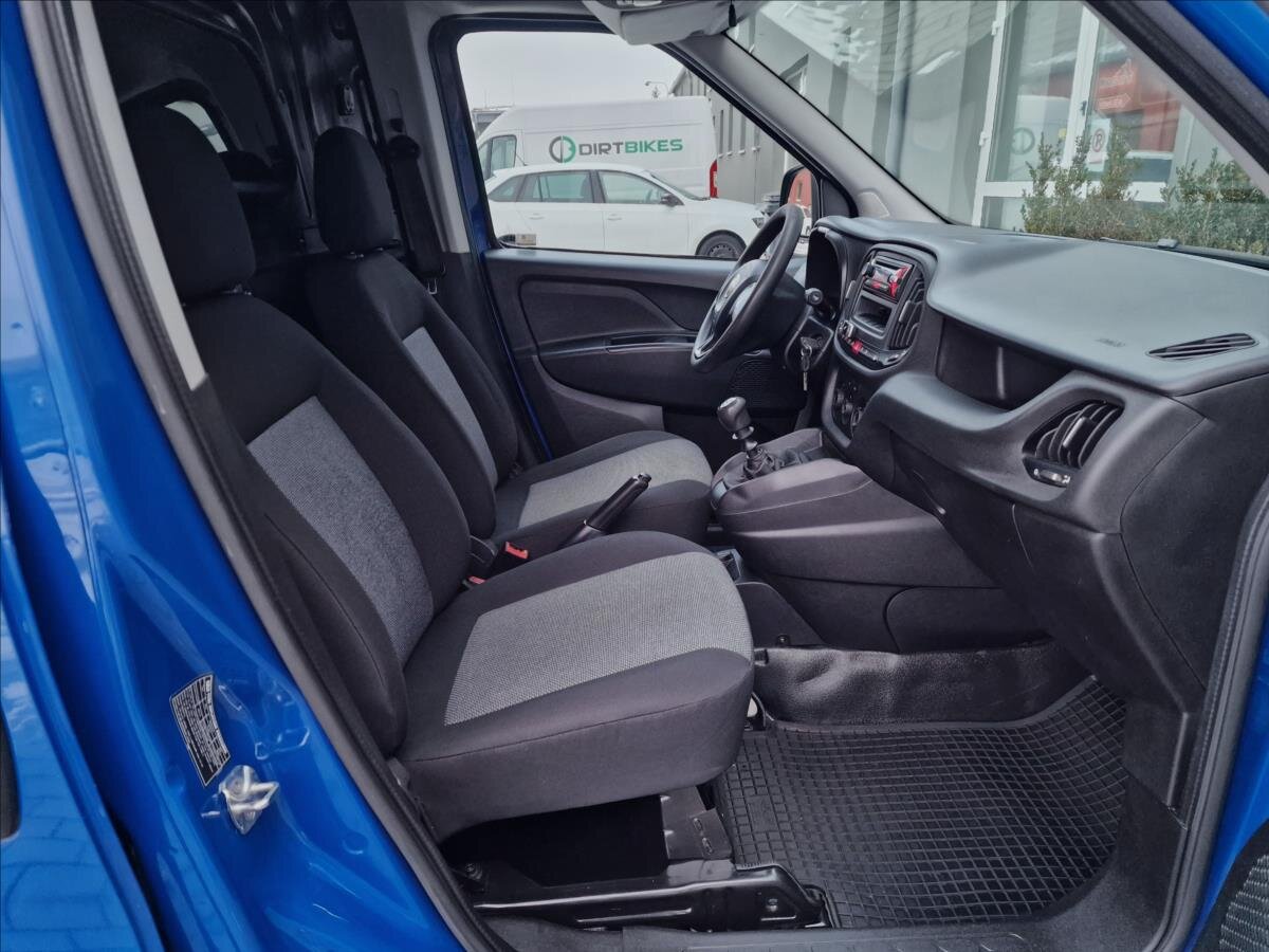 Fiat Dobló cargo Skříň 1,4 l 88 kw