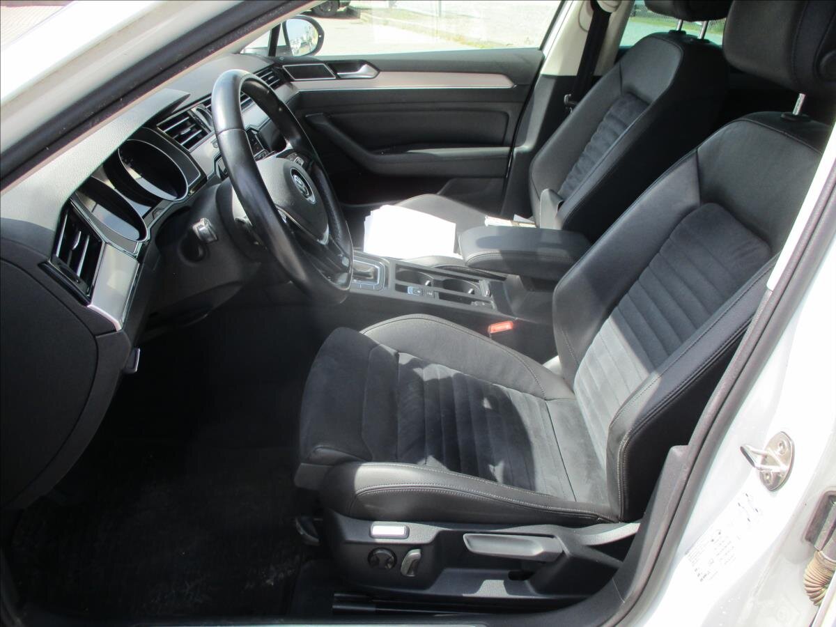 Volkswagen Passat Kombi 2,0 l 140 kw