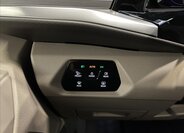 Volkswagen Multivan 17