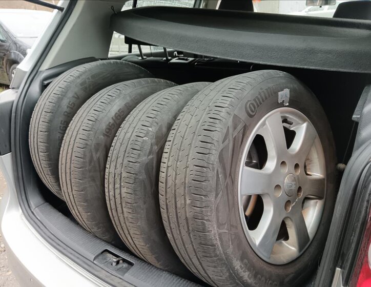 Volkswagen Golf Plus Kombi 2,0 l 81 kw