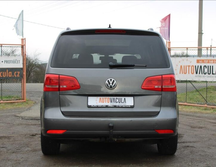 Volkswagen Touran 6