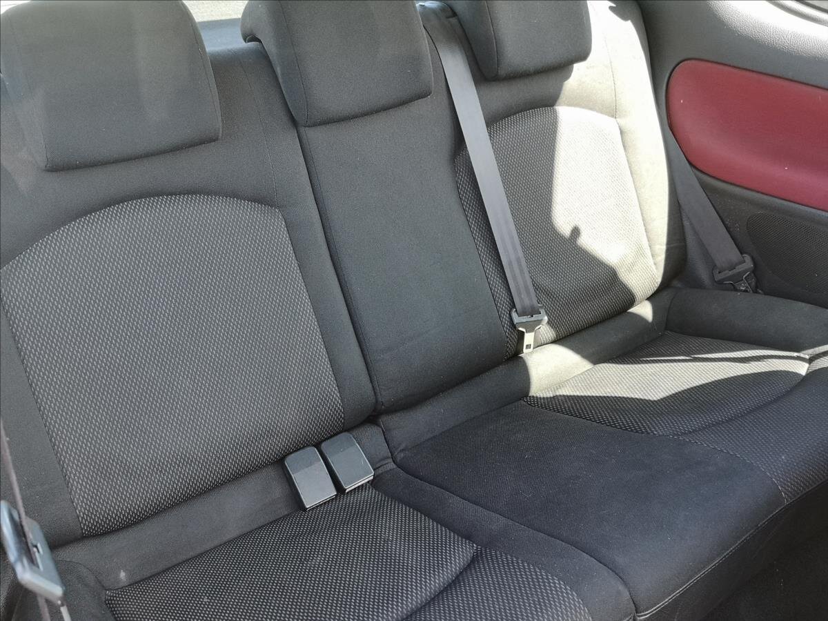 Peugeot 206 Hatchback 1,4 l 50 kw