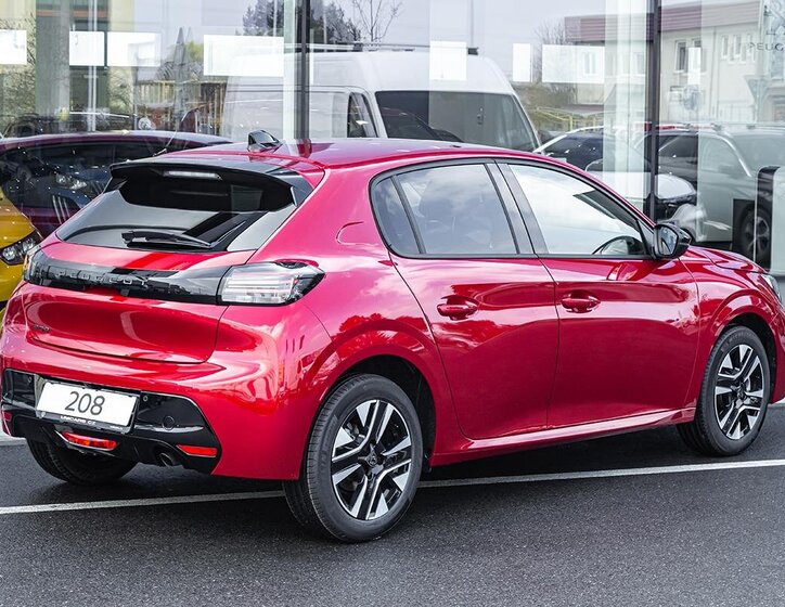 Peugeot 208 Hatchback 1,2 l 74 kw