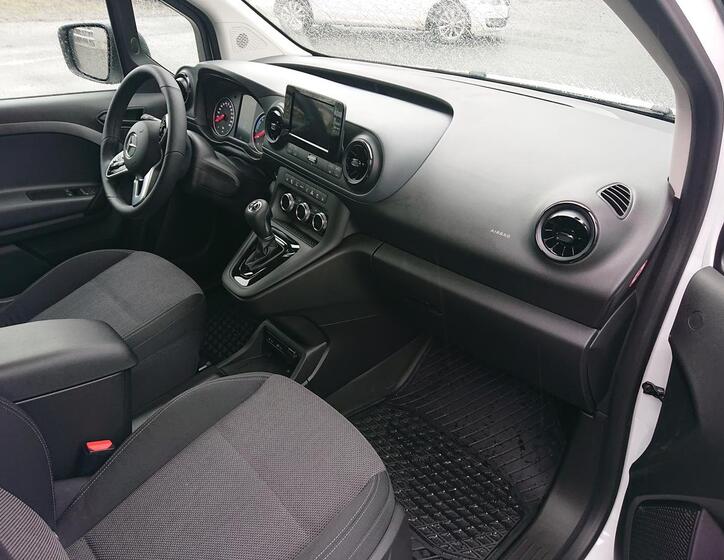 Mercedes-Benz Citan 10