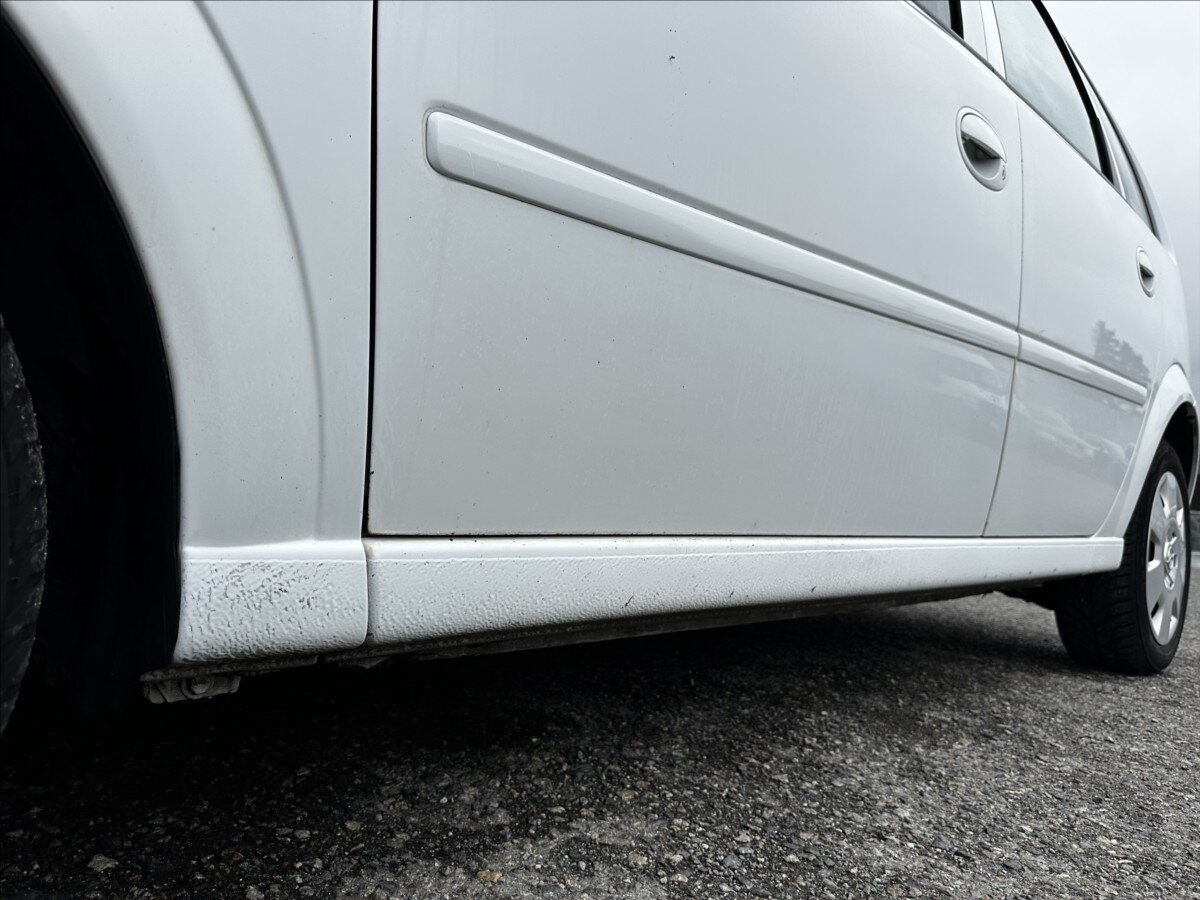 Opel Meriva MPV 1,6 l 77 kw