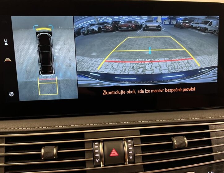 Lexus LS 500h Sedan 3,5 l 264 kw