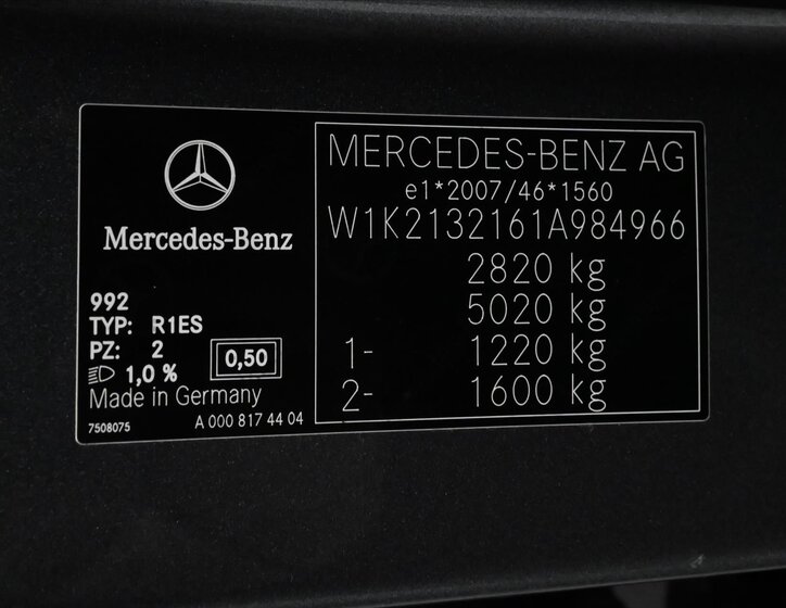 Mercedes-Benz Třídy E 12