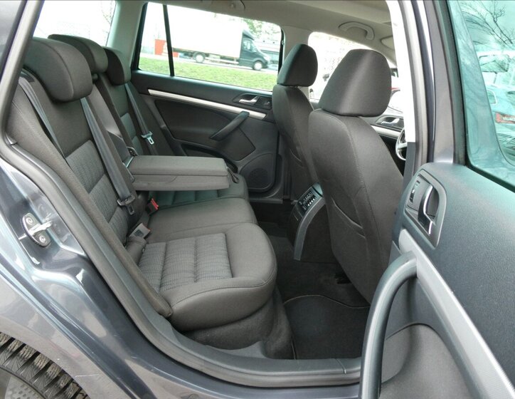 Škoda Octavia Kombi 1,8 l 118 kw