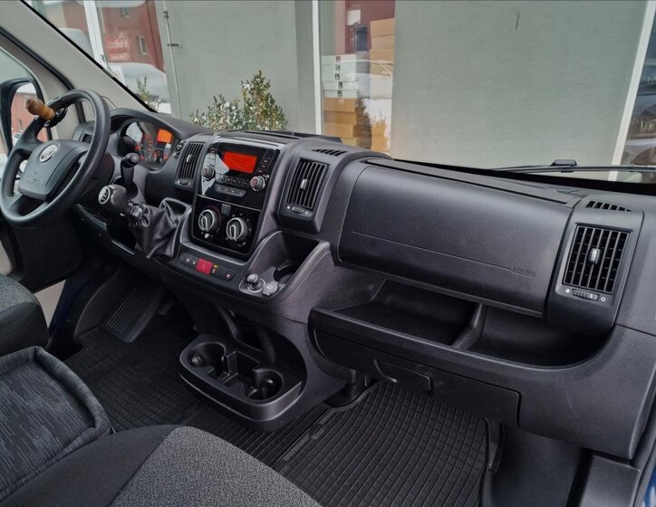 Fiat Ducato Skříň 3,0 l 100 kw