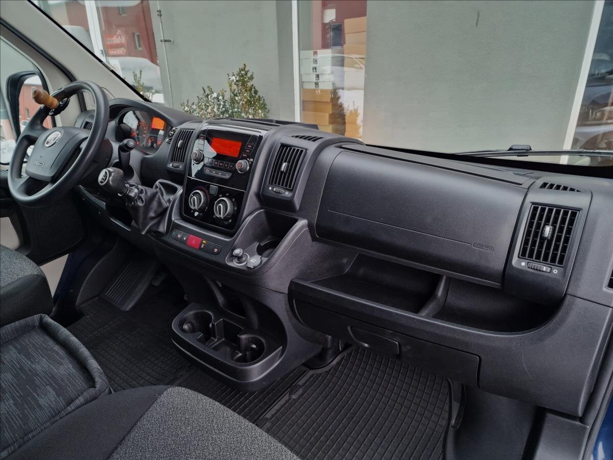 Fiat Ducato Skříň 3,0 l 100 kw