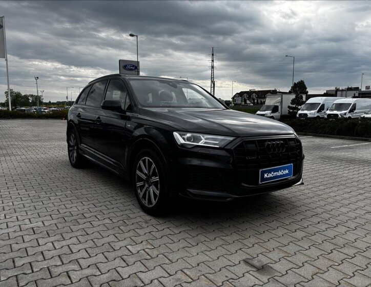 Audi Q7 SUV / Terénní 3,0 l 210 kw