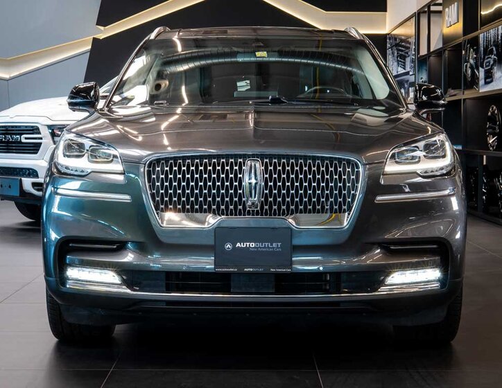 Lincoln Aviator SUV / Terénní 3,0 l 298 kw