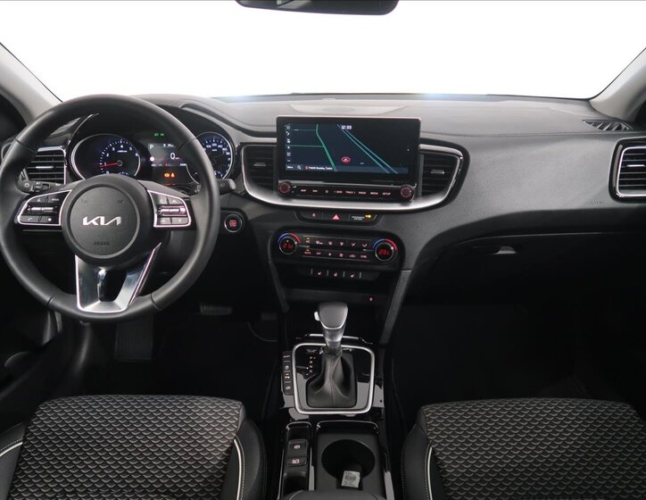 KIA XCeed CUV 1,5 l 103 kw