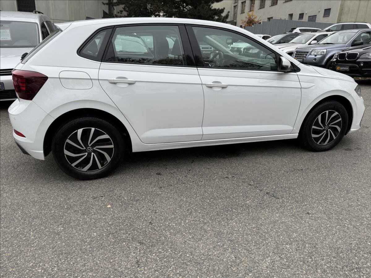Volkswagen Polo Hatchback 999,0 70 kw