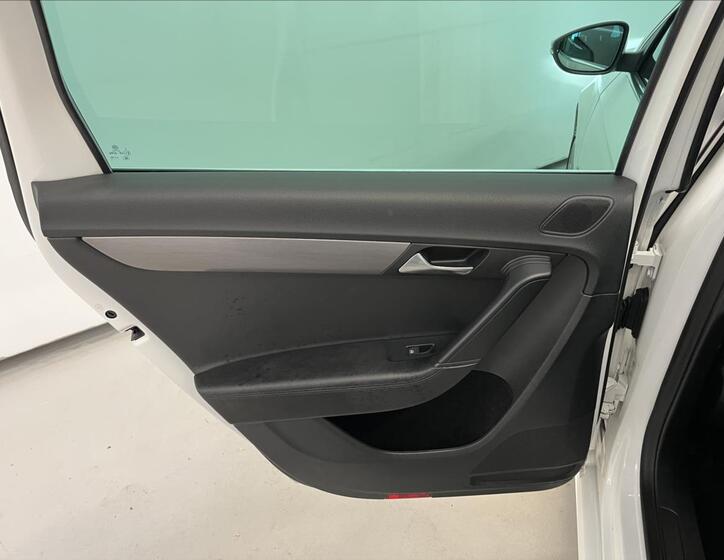 Volkswagen Passat 27