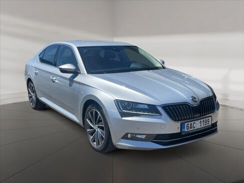 Škoda Superb Liftback 2,0 l 140 kw