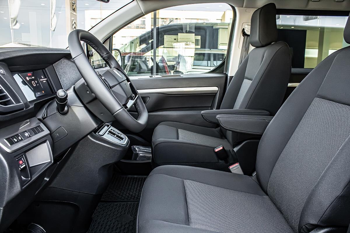 Peugeot Traveller MPV 2,0 l 130 kw