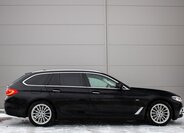 BMW Řada 5 Kombi 3,0 l 195 kw