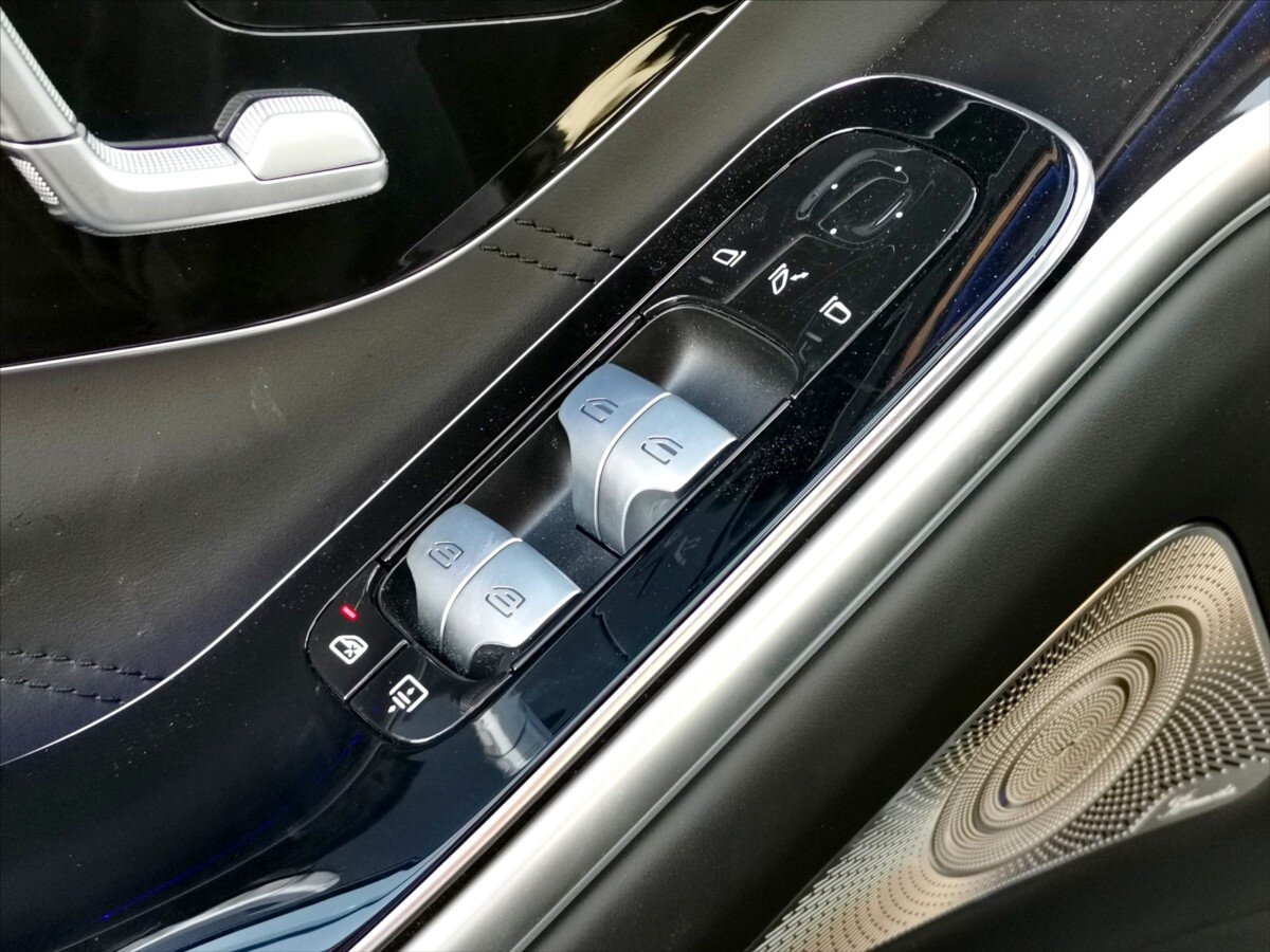 Mercedes-Benz Třídy S Ostatní 6,0 l 450 kw