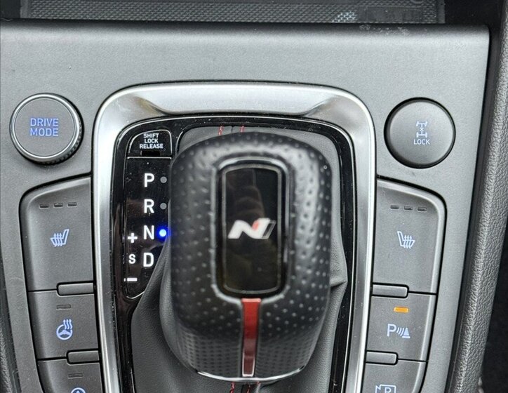 Hyundai Kona SUV / Terénní 1,6 l 145 kw