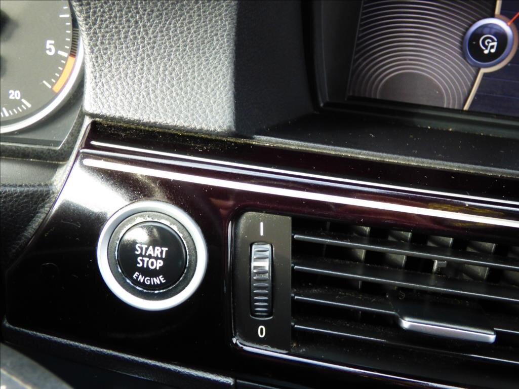 BMW Řada 3 Kombi 3,0 l 180 kw