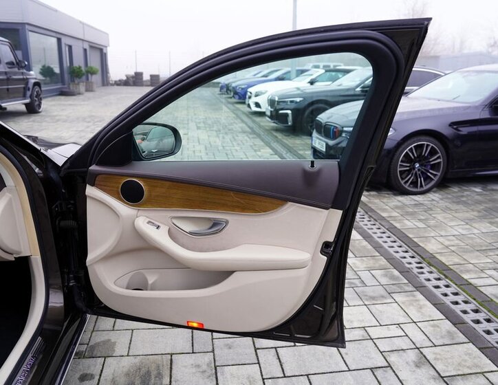 Mercedes-Benz Třídy C 17