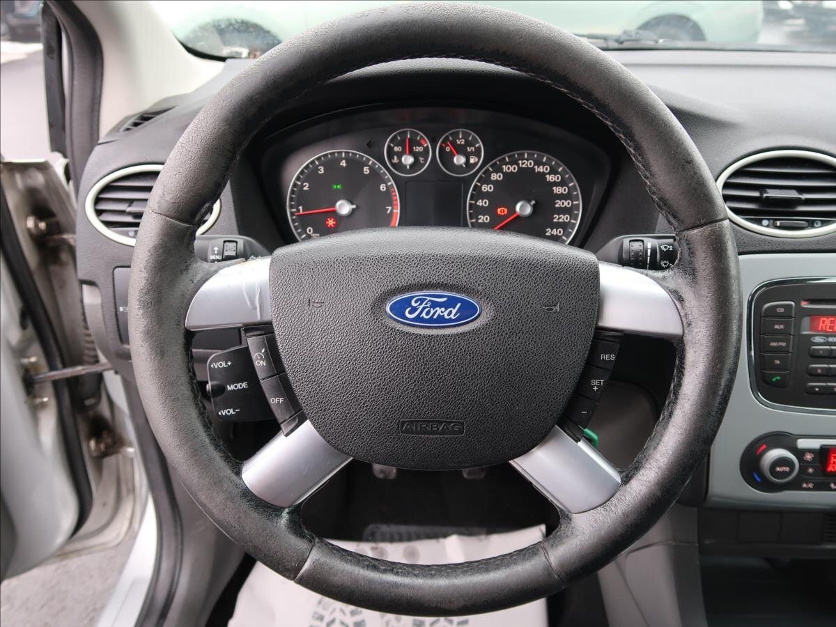 Ford Focus Hatchback 1,6 l 74 kw