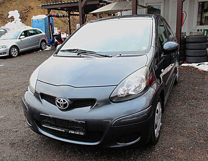 Toyota Aygo Hatchback 998,0 50 kw