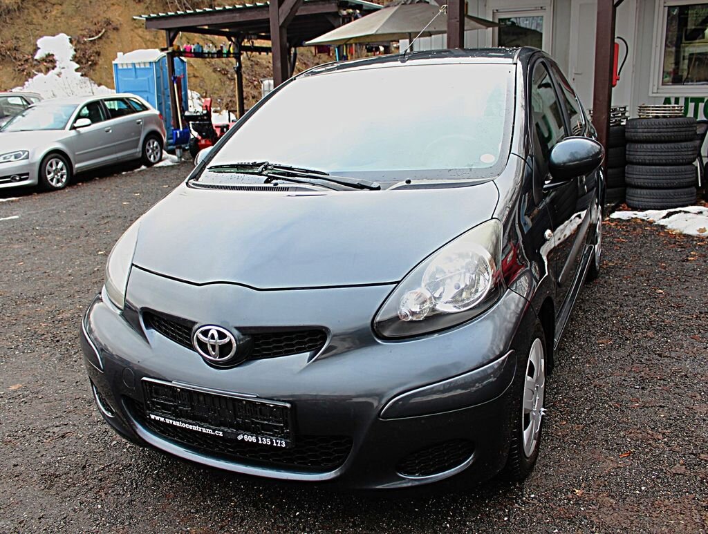 Toyota Aygo Hatchback 998,0 50 kw