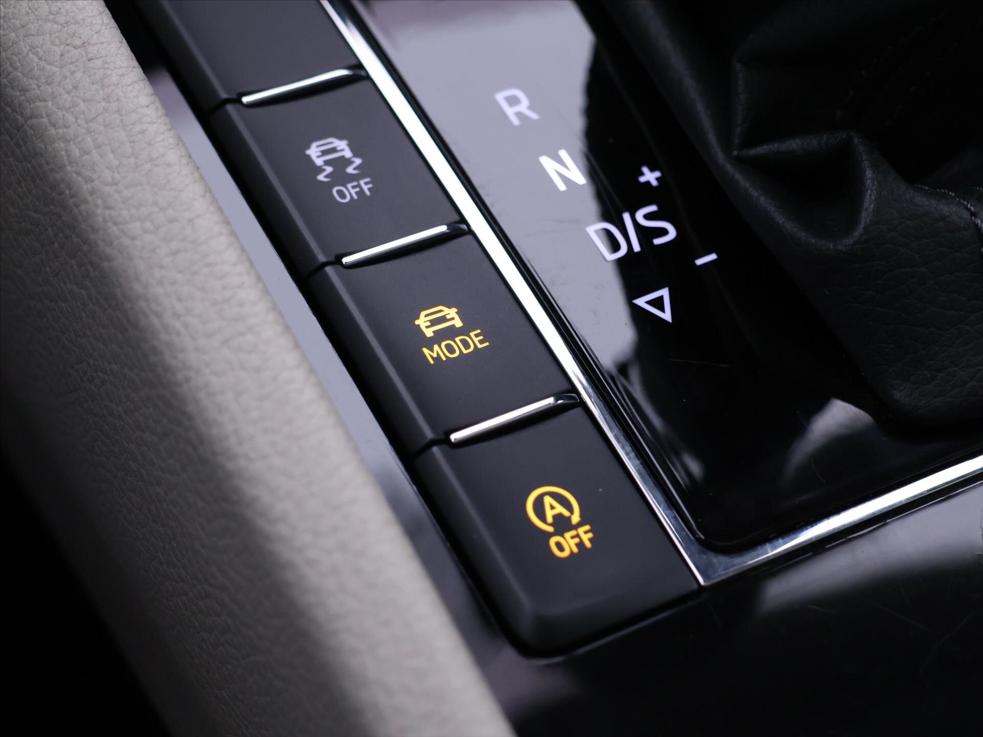 Škoda Superb Liftback 2,0 l 200 kw