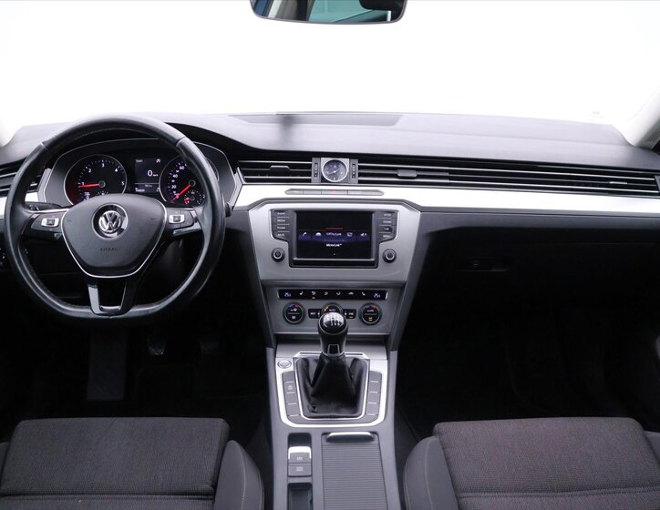 Volkswagen Passat 27