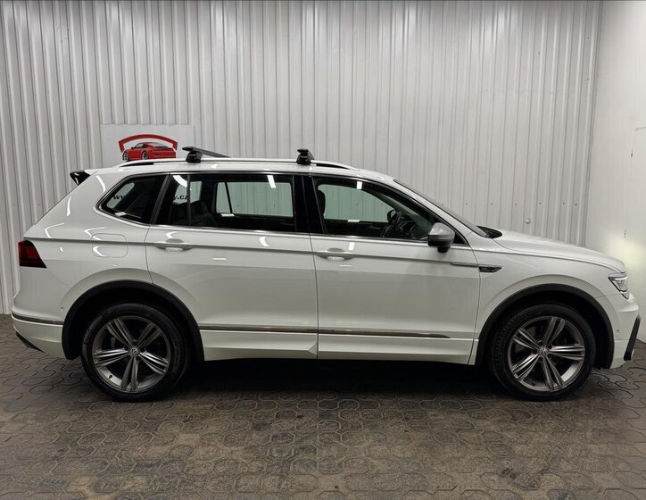 Volkswagen Tiguan Allspace SUV / Terénní 2,0 l 140 kw