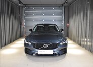 Volvo S90 Sedan / Limuzína 2,0 l 335 kw