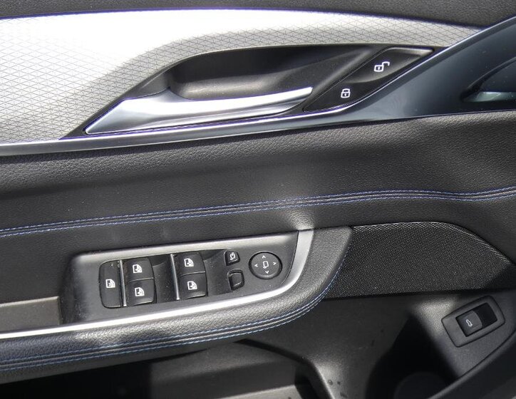 BMW Řada 6 Liftback 3,0 l 195 kw