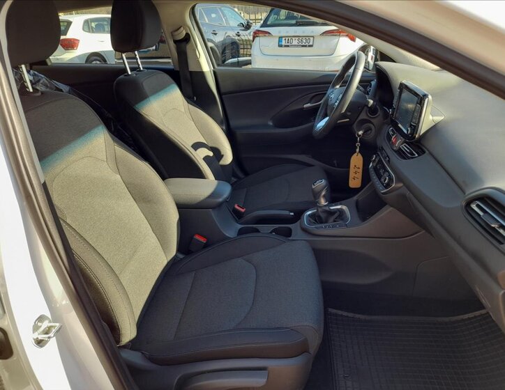 Hyundai i30 Liftback 998,0 88 kw