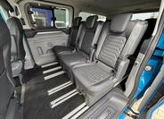Ford Tourneo Custom 13
